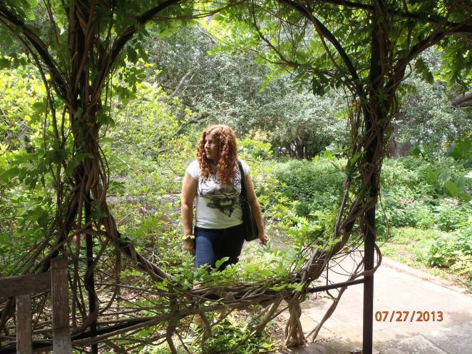 463680_622842531081513_350618557_o